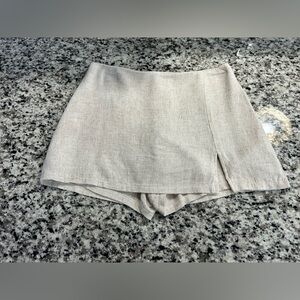 Altar’s State Neutral Linen-Blend Skort Shorts